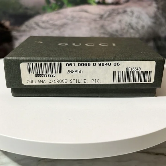 GUCCI STERLING SILVER CROSS 16” NECKLACE. - Picture 7 of 7